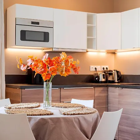 Fabulous 1br - Prime Location - Walk To Croisette & Palais - By Totolulu Blue Corner Appartamento *